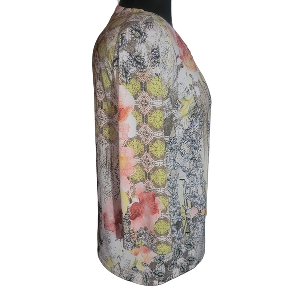 Emotions Paisley Floral Print Top with Cutout Neckline M - Picture 4 of 7